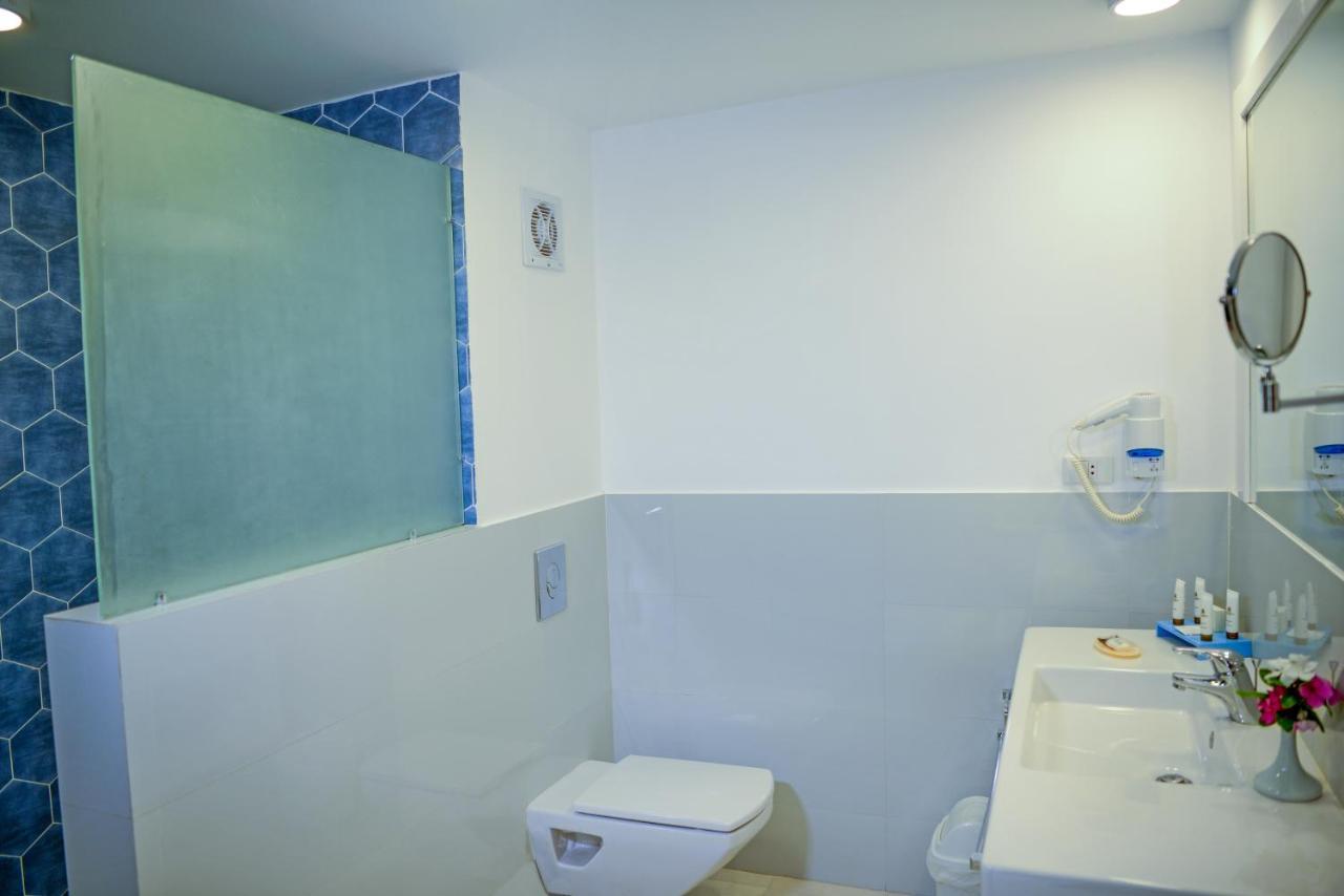 Brayka Bay Reef Resort アブ・ダバブ エクステリア 写真
