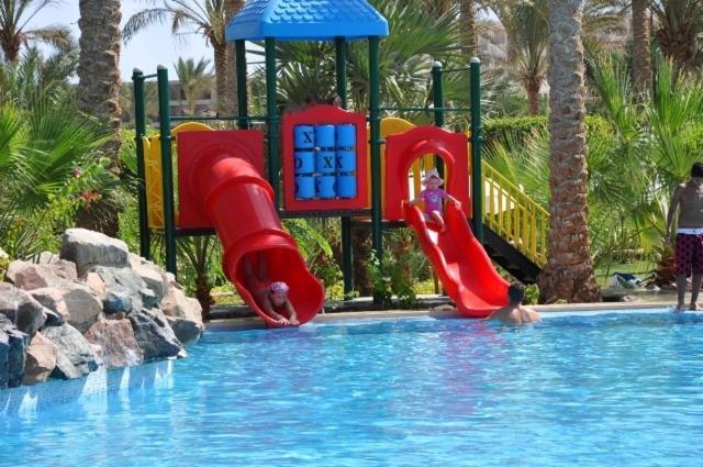 Brayka Bay Reef Resort アブ・ダバブ エクステリア 写真